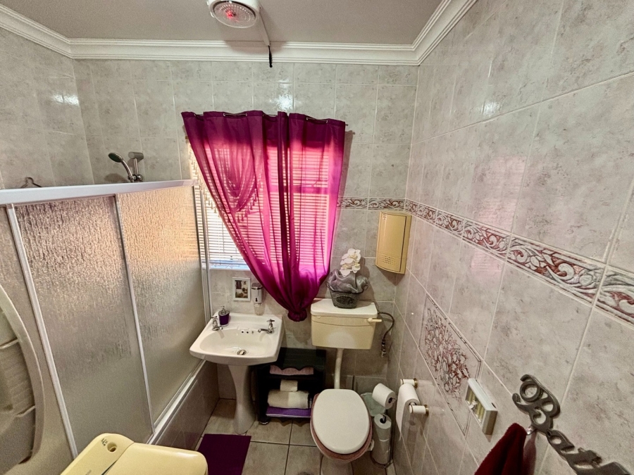 3 Bedroom Property for Sale in Meiringspark North West